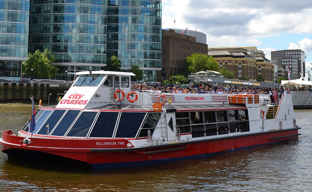 thames riverboat to greenwich