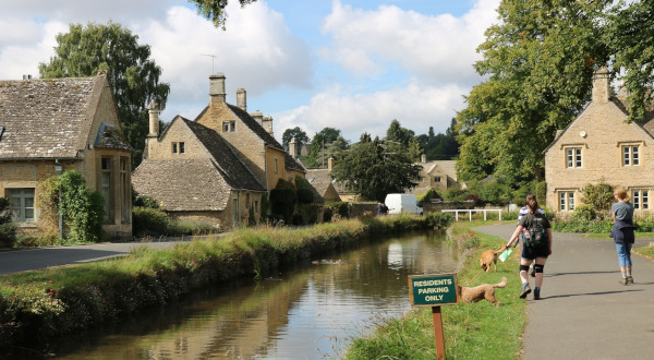 walking with dogs in the cotswolds