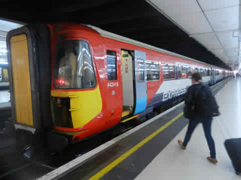 Gatwick Express Airport train to London 10% on-line discount